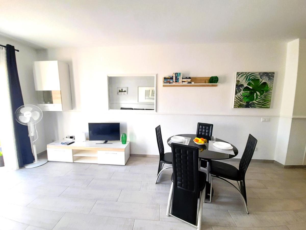 אדחה Mareverde Elisa, 1 Bedroom & Wifi Free מראה חיצוני תמונה